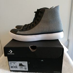 Converse  CTAS Modern Hi. Mens size 8.5 Black/Whit